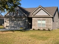 Building Photo - 4 bed 2 bath home in Somerville built in 2023