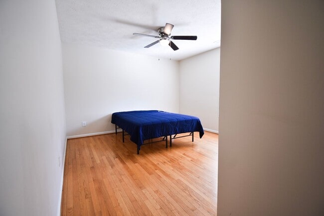 Building Photo - Coming Soon: 3 Bedroom 2.5 Bathroom-Pets Okay