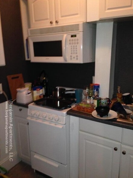 Building Photo - 26 Hemenway St