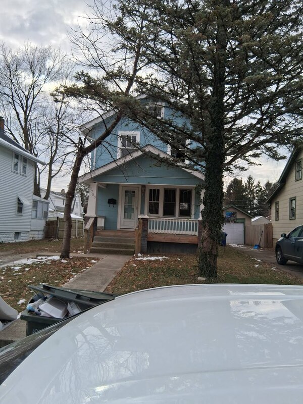 Building Photo - 1753 E Kenworth Rd