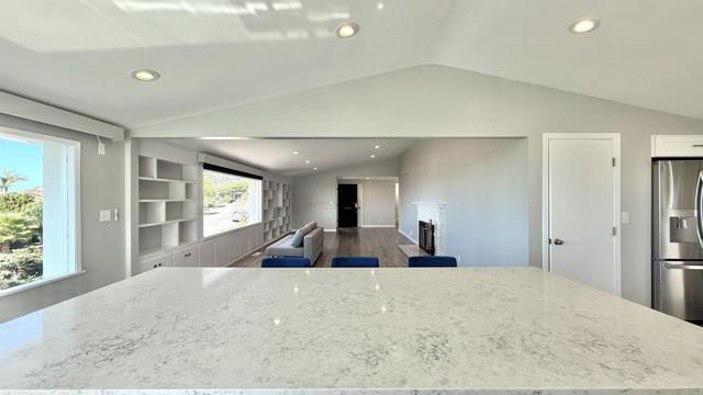 Building Photo - 6611 Avenida De Las Pescas
