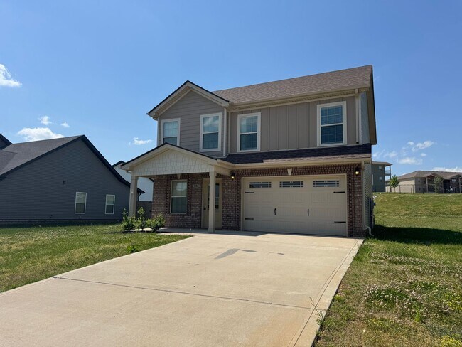 Building Photo - Gorgeous, Like New Home For Rent in Sango!