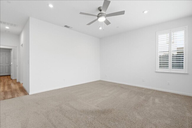 Building Photo - 7503 Allan Detrick Ave