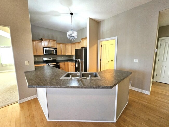 Building Photo - 1850 Stoney Ln