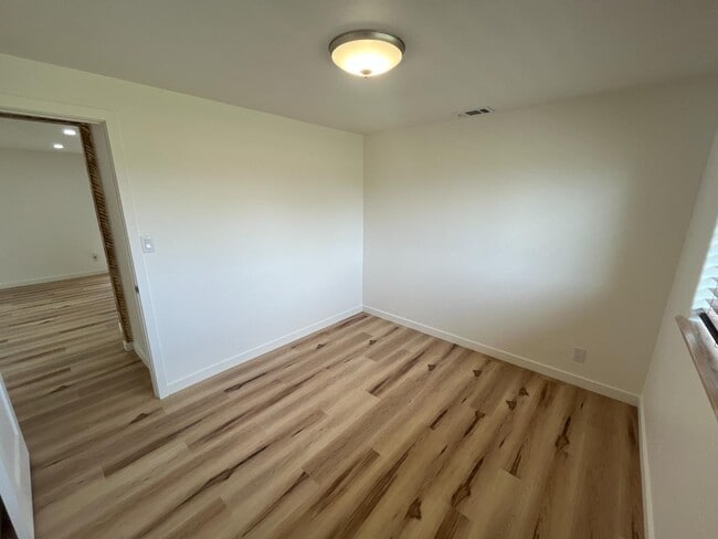 Building Photo - 229 Pennsylvania St