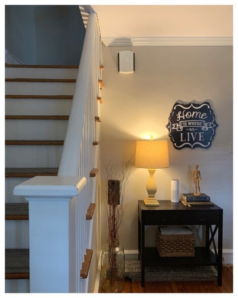 Entry/Living Room - 113 Edison Ave