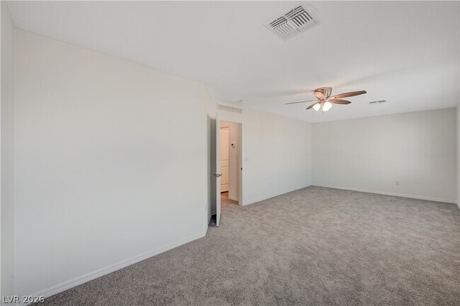 Building Photo - 677 Soaring Wings Ave