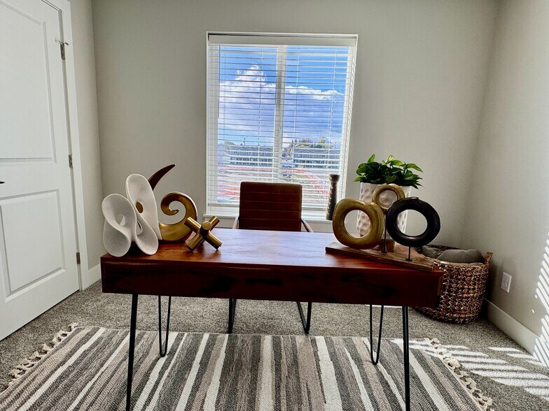 Building Photo - 1624 Hannah Ln