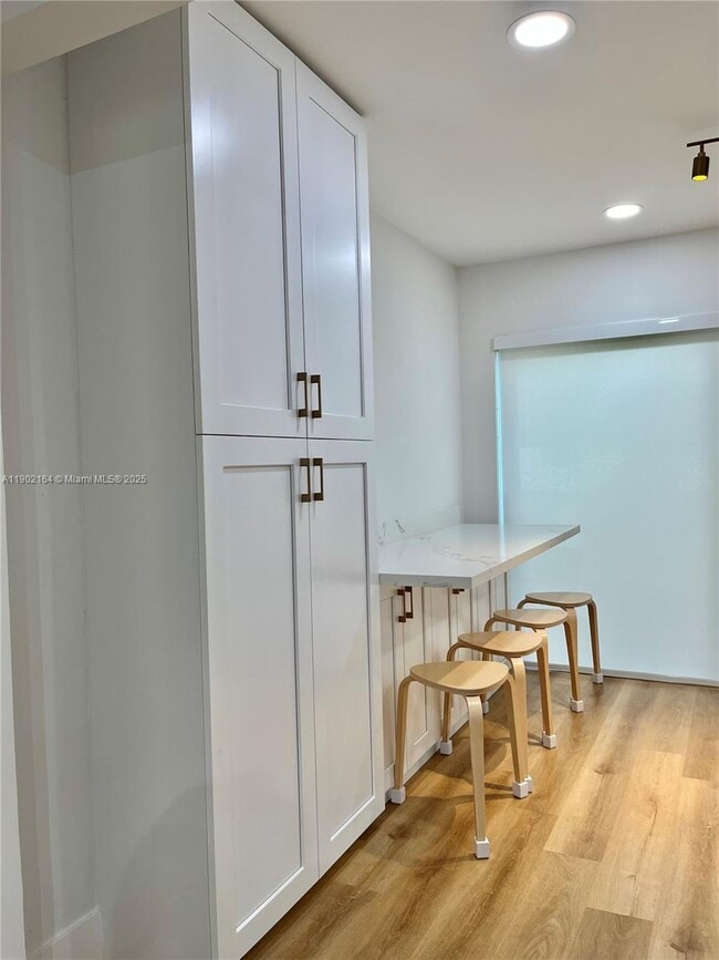 Building Photo - 10909 SW 117th Pl