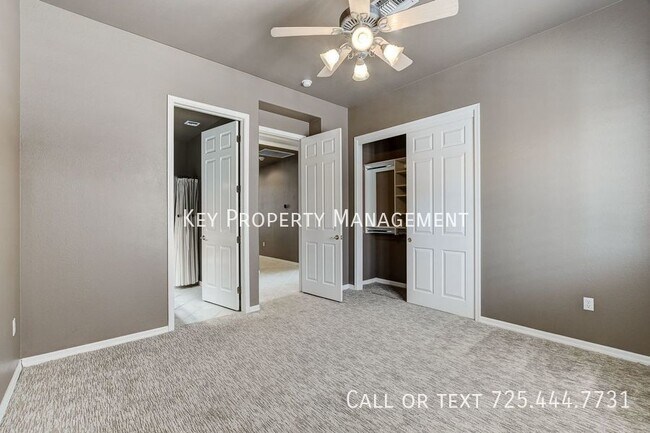 Building Photo - 2240 Sun Cliffs St