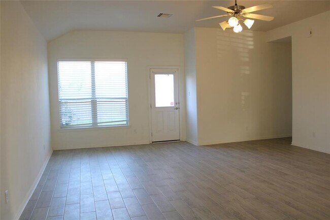 Building Photo - 4318 Payton Manor Ln