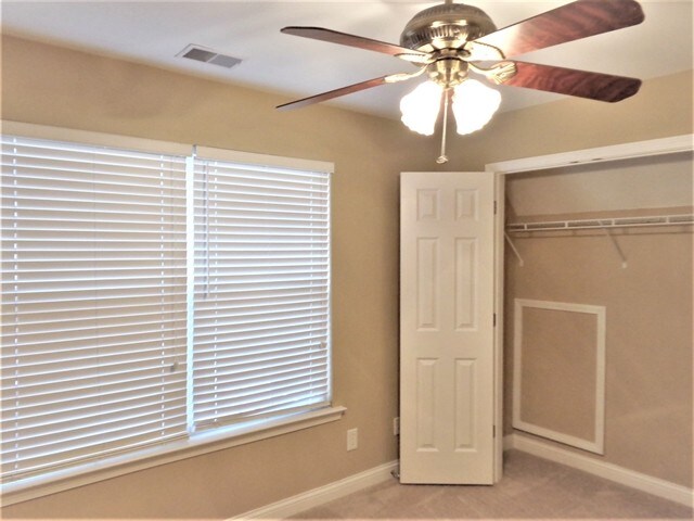 Building Photo - 1017 Stonehollow Way