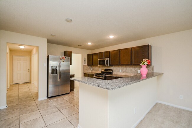 Building Photo - 2214 Forest Floor Ct