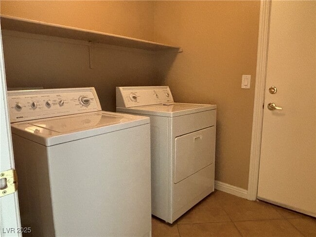 Building Photo - 2269 Dakota Sky Ct