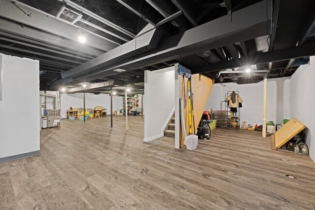Building Photo - 4899 Wye Oak Rd
