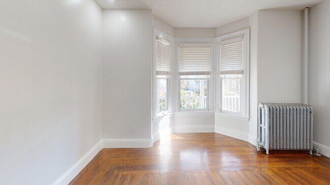 Building Photo - 100 Malden St