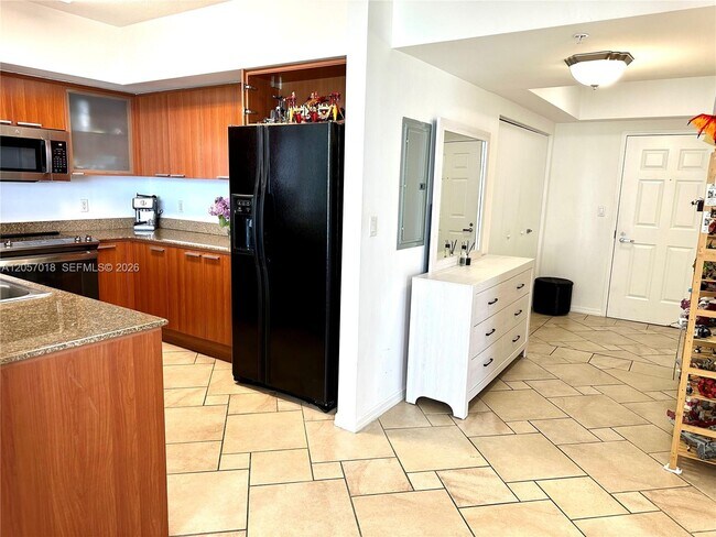 Building Photo - 16699 Collins Ave
