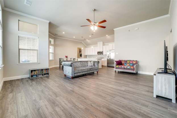Building Photo - 725 Boardwalk Way