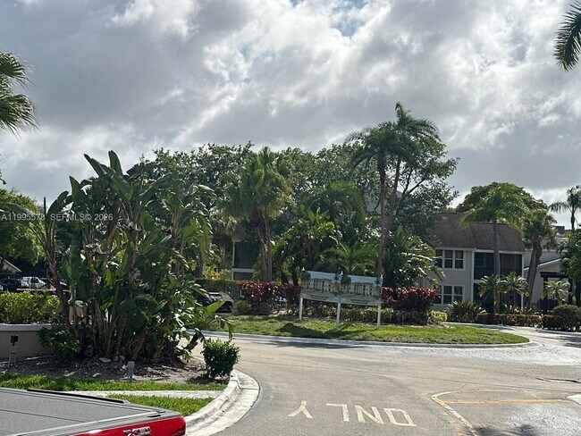 Building Photo - 2303 N Congress Ave