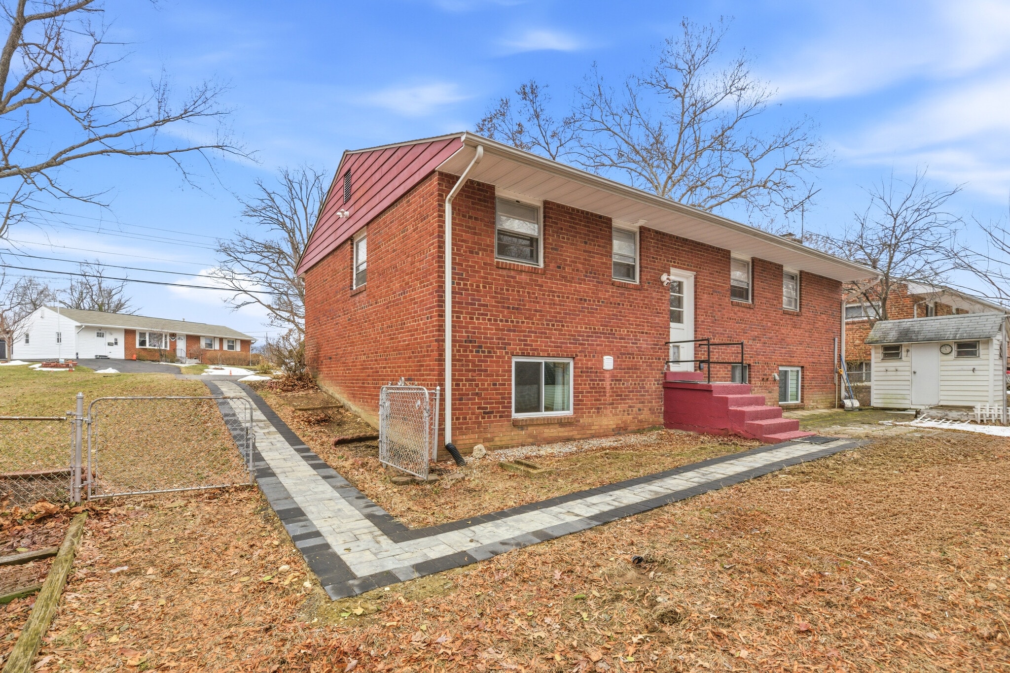 Building Photo - 7109 Layton Dr