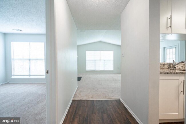 Building Photo - 21029 Timber Ridge Terrace