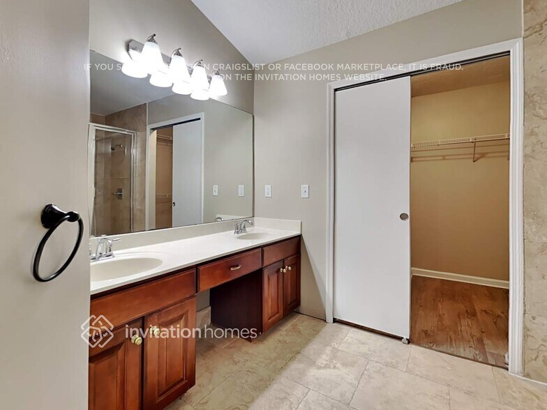 Building Photo - 1409 Kipling Ln