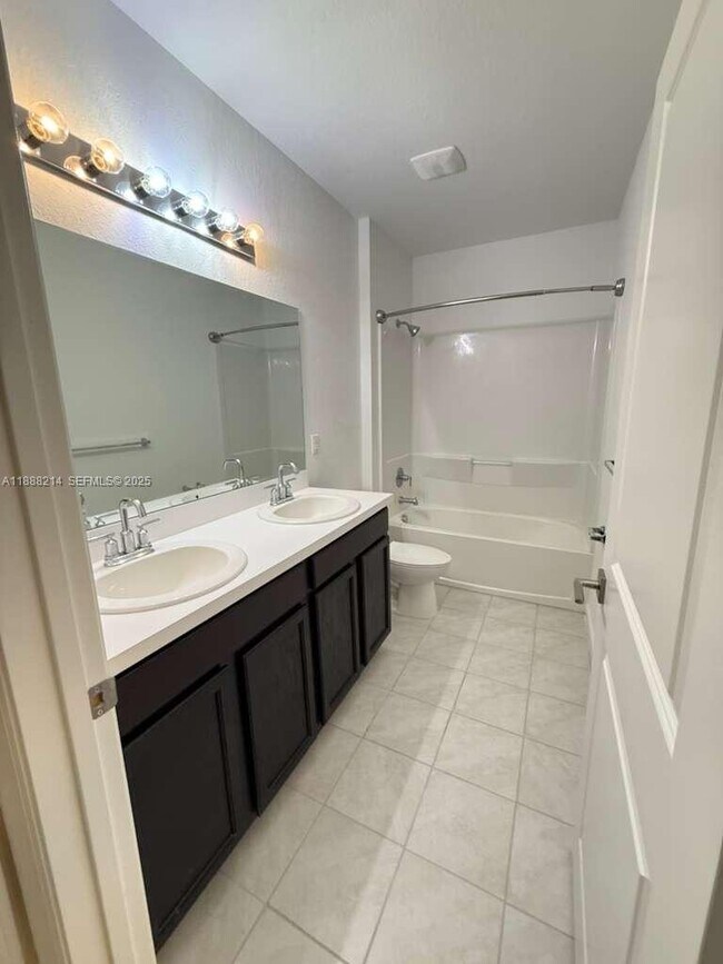 Building Photo - 29380 SW 143rd Pl