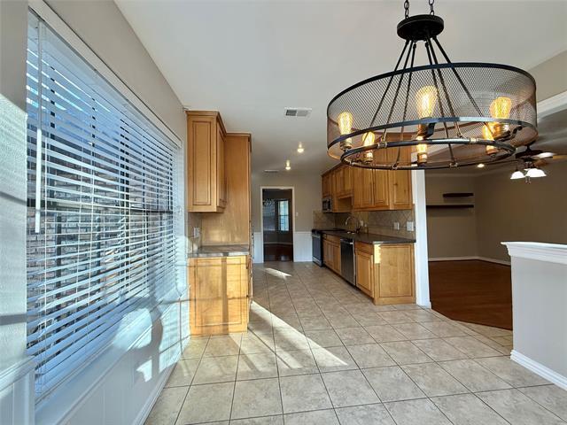 Building Photo - 4804 Fawn Valley Ct