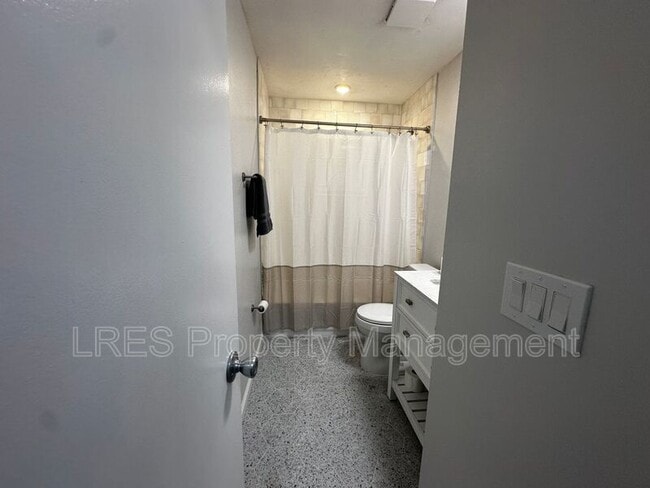 Building Photo - 10647 Deergrass Ln