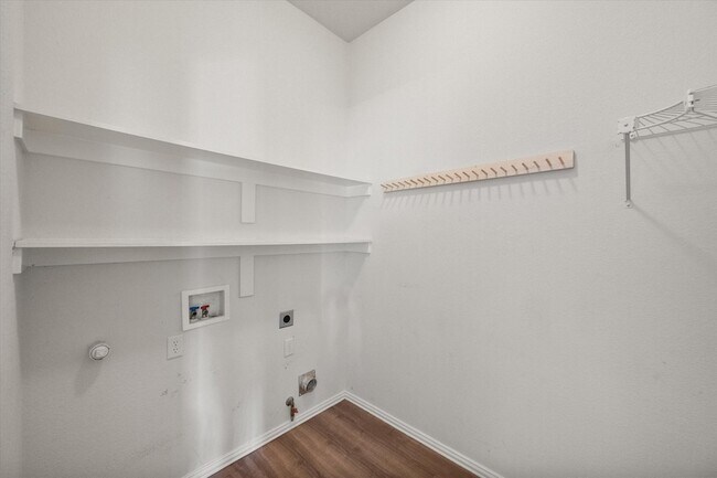 Building Photo - 6705 Terrace Glen Dr