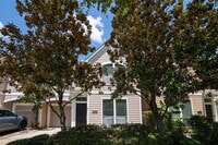 Building Photo - 1809 Genesee St