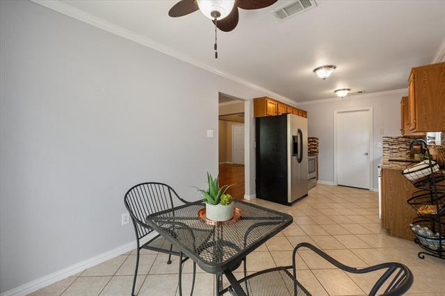 Building Photo - 2906 Yukon Dr