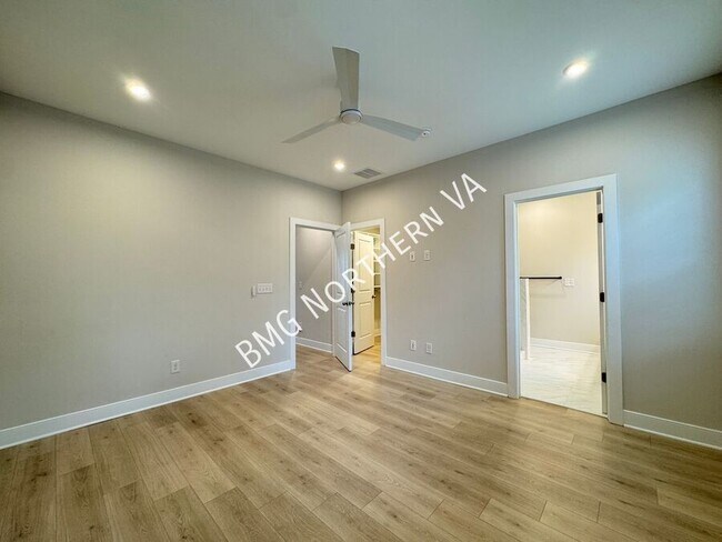 Building Photo - 1021 S Taylor Ct