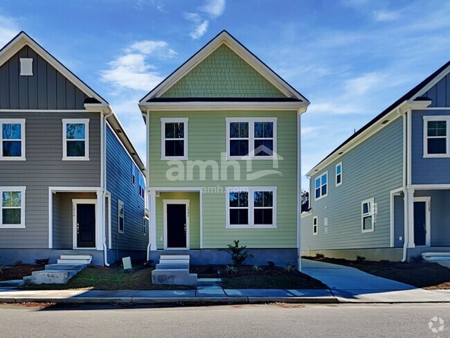 Building Photo - 1926 Weeping Cypress Dr