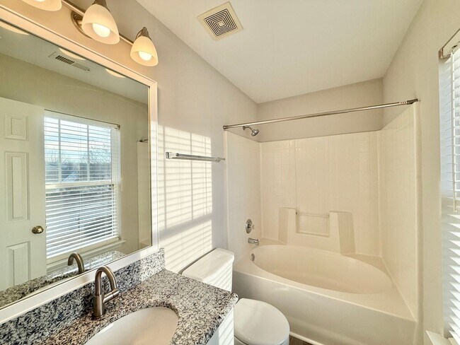 Building Photo - Newly Updated 3BD, 2.5BA Raleigh Home with a 1-Car Attached Garage in an HOA Community with Ameni...