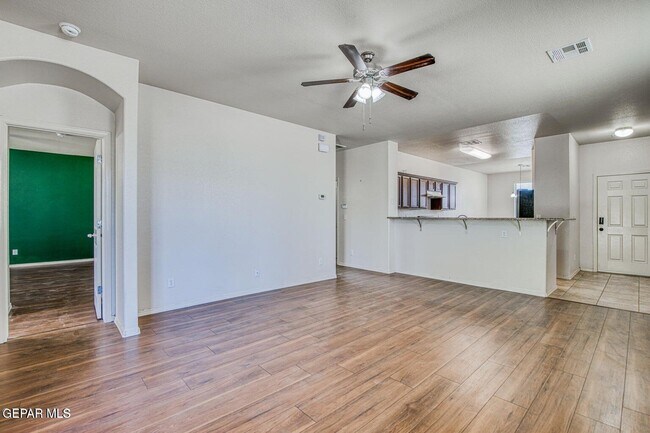Building Photo - 14447 Miguel Terrazas Dr
