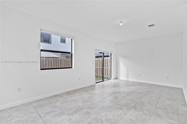 Building Photo - 25128 SW 113th Pl