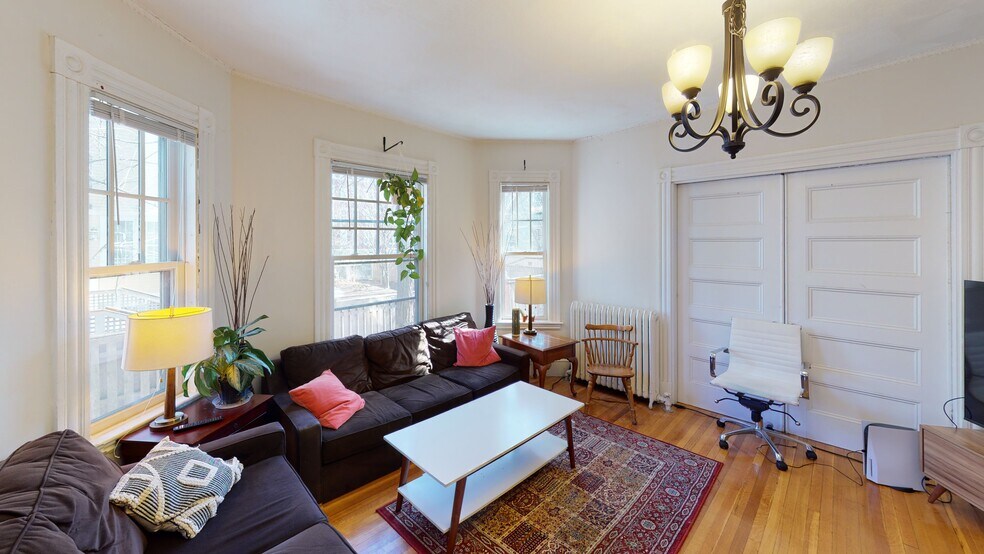 Building Photo - 5 Ashton Pl