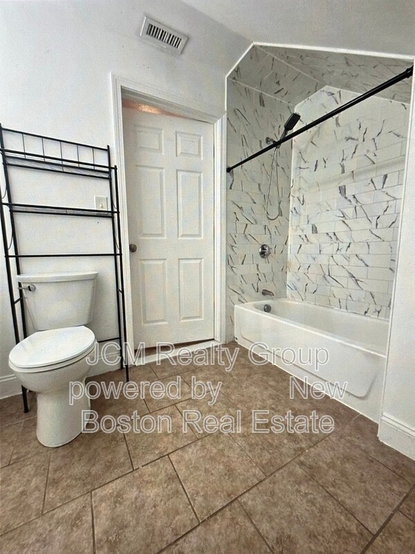 Building Photo - 61 Crescent Ave