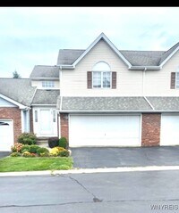 Building Photo - 32 N Hill Dr