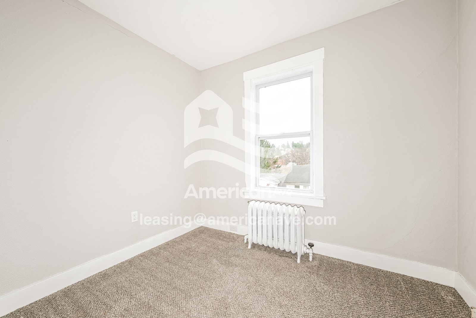 Building Photo - 3013 Pyramid Ave