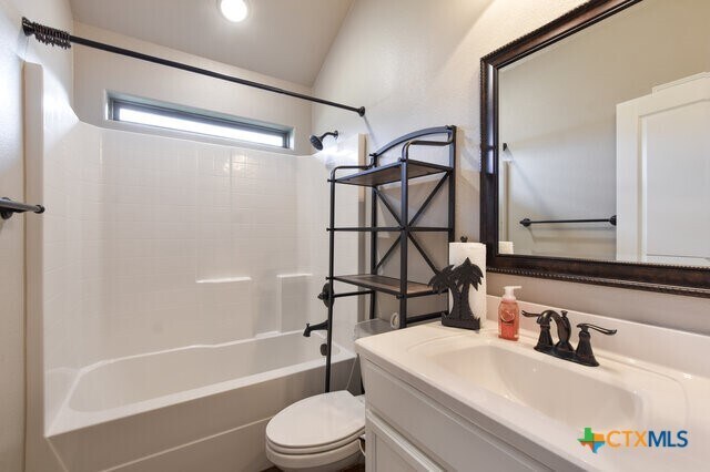 Building Photo - 1802 Rustic Manor Dr