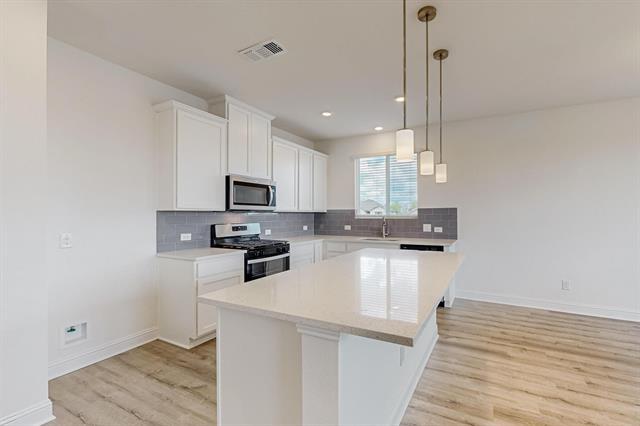 Building Photo - 353 Princewood Dr