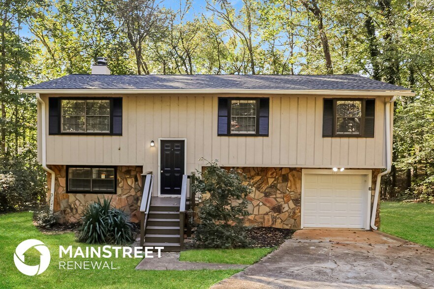 Primary Photo - 140 Hunt Ridge Dr