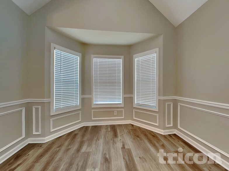 Building Photo - 2940 Emerald Springs Dr