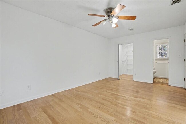 Building Photo - 4931 Heritage Trace Ct