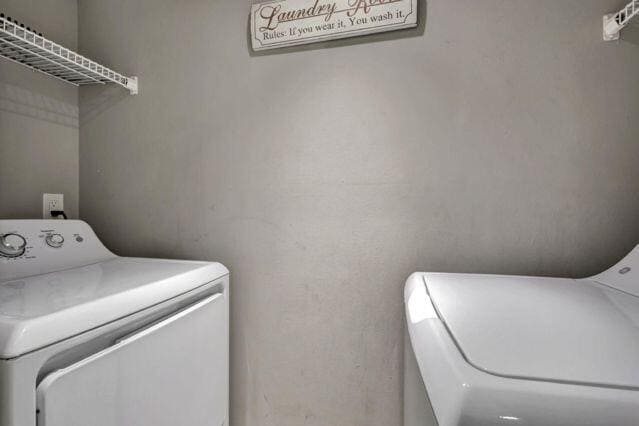 Building Photo - 1530 Forest Lakes Cir