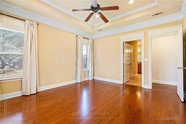 Building Photo - Charming 4 Bedroom/2.5 Bathroom in Fairhope!