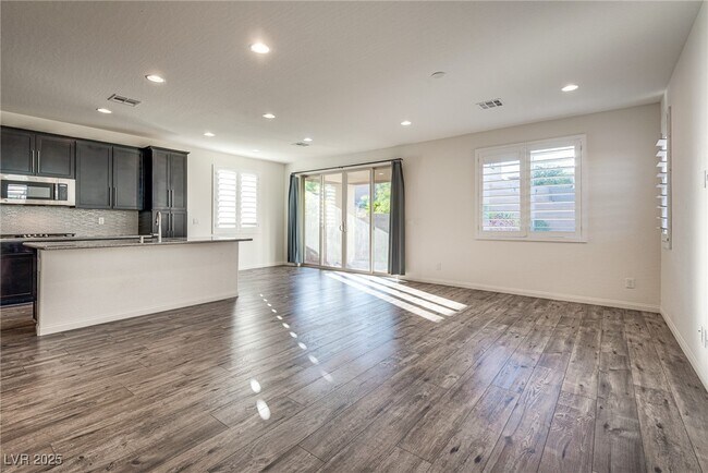 Building Photo - 12517 Blissful Sky St