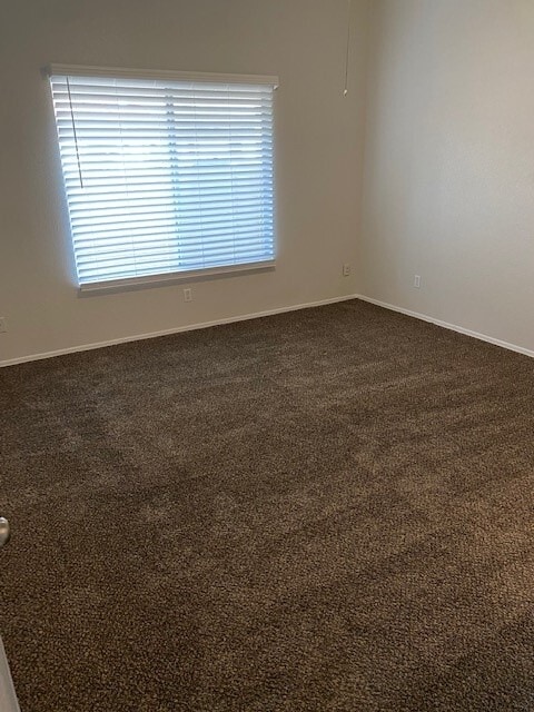 Building Photo - 5808 E Brown Rd